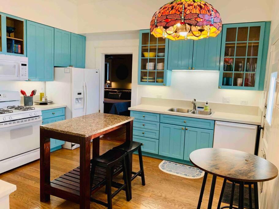 Pershing Place: Historic Home With Heated Spa/Pool By Zoo, Pearl, Golf, Witte San Antonio Exterior photo
