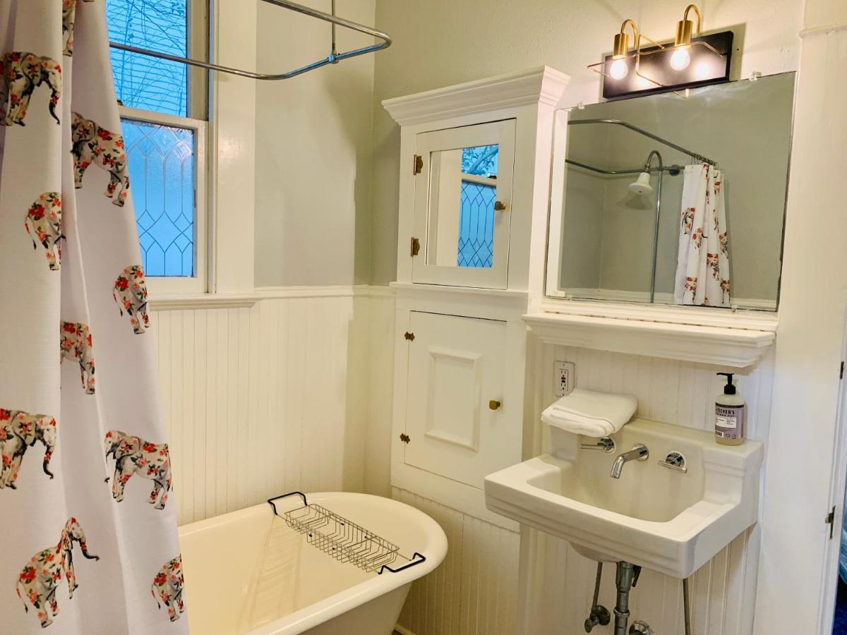 Pershing Place: Historic Home With Heated Spa/Pool By Zoo, Pearl, Golf, Witte San Antonio Exterior photo